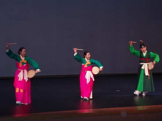 �̹����� Ŭ���ϸ� ������ ���� �� �ֽ��ϴ�.