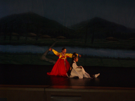 �̹����� Ŭ���ϸ� ������ ���� �� �ֽ��ϴ�.